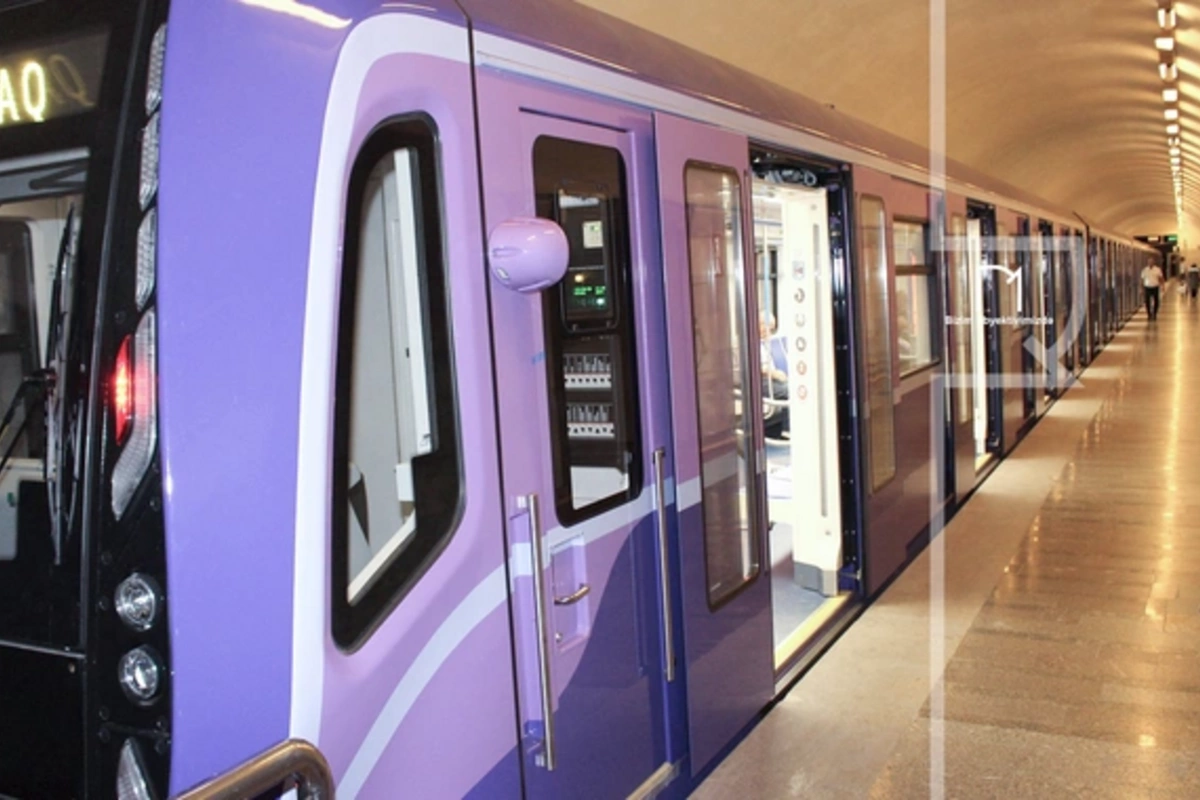Bakı metrosundan istifadə edən sərnişinlərin sayı bu qədər azaldı Bakı metrosundan istifadə edən sərnişinlərin sayı bu qədər azaldı