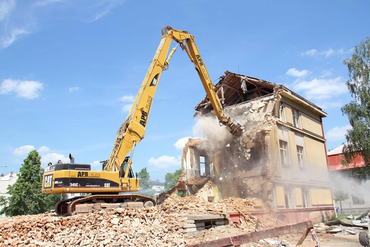 Bakıda bu rayonda 52 qəzalı bina SÖKÜLƏCƏK Bakıda bu rayonda 52 qəzalı bina SÖKÜLƏCƏK