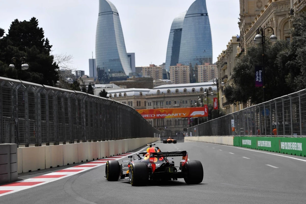 Bakıda Formula 1 həyəcanı başlayır: Qran-prinin ilk günündə 5 yürüş keçiriləcək