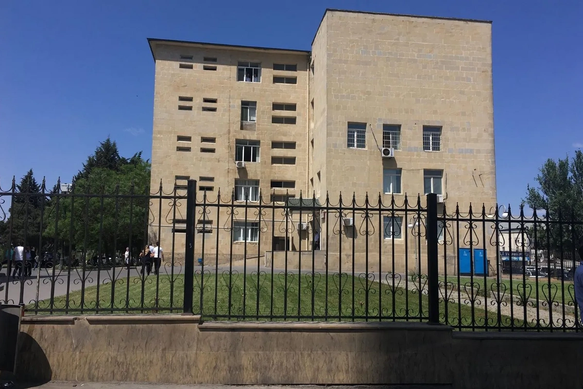 Bakıda məşhur xəstəxananın təcili yardım şöbəsi TƏMİR OLUNACAQ Bakıda məşhur xəstəxananın təcili yardım şöbəsi TƏMİR OLUNACAQ
