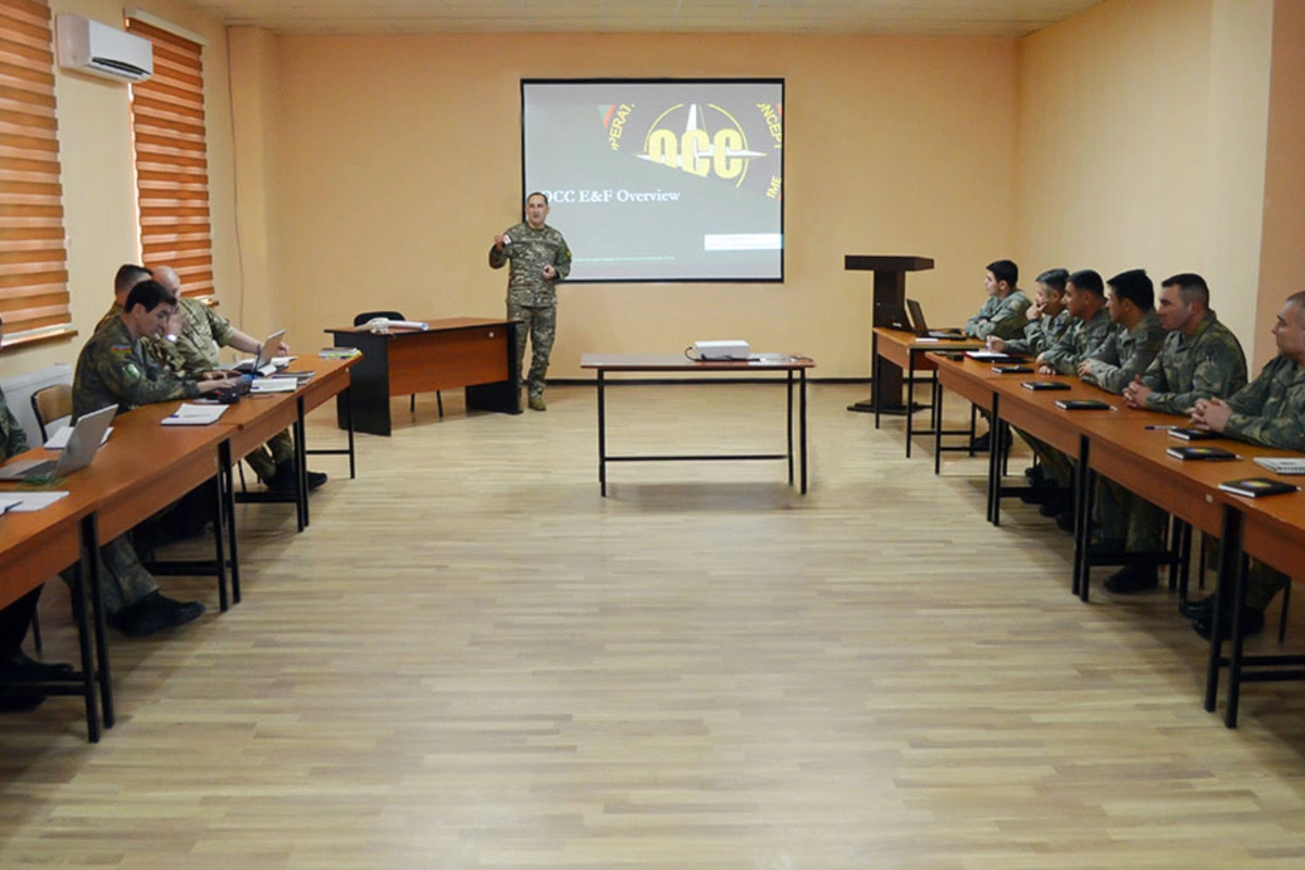 Bakıda NATO heyəti ilə görüş keçirilir