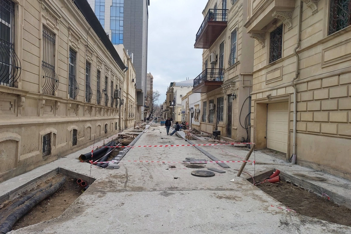 Bakıda piyada zonaları ilə bağlı VACİB MƏQAM - 