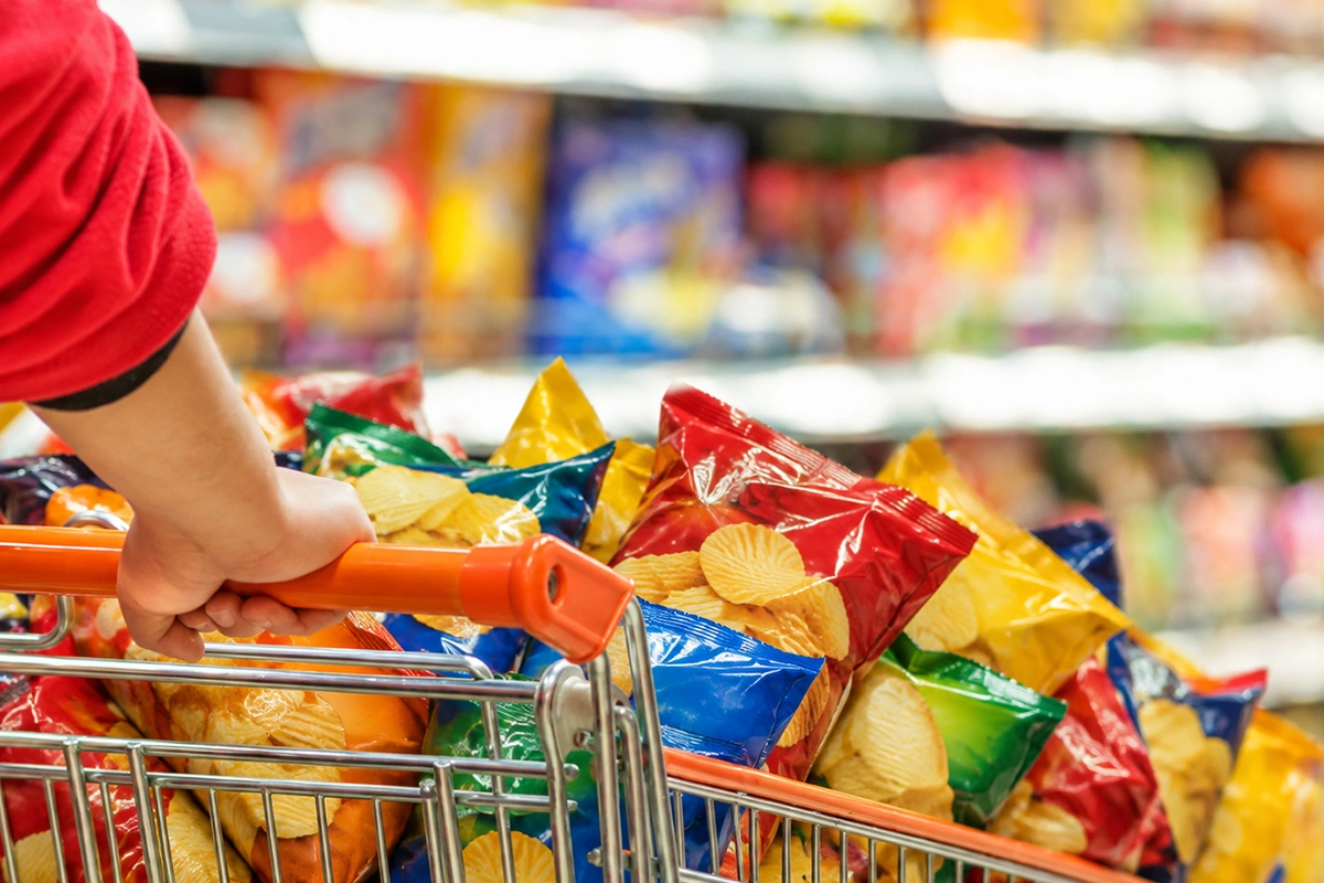 Bakıda supermarketdə 100 minlik fırıldaq - Müdir çipsilərə görə həbs edildi Bakıda supermarketdə 100 minlik fırıldaq - Müdir çipsilərə görə həbs edildi