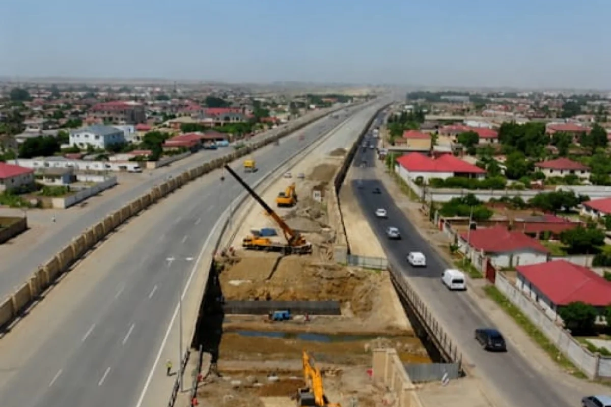 Bakının Qobustan qəsəbəsində yeni körpünün tikintisinə dair son vəziyyət açıqlanıb Bakının Qobustan qəsəbəsində yeni körpünün tikintisinə dair son vəziyyət açıqlanıb
