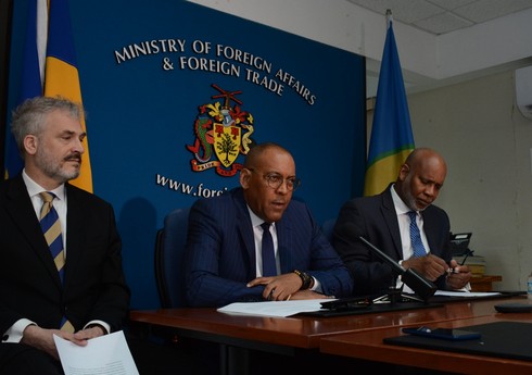Barbados Fələstinin müstəqilliyini tanımağa hazırdır Barbados Fələstinin müstəqilliyini tanımağa hazırdır