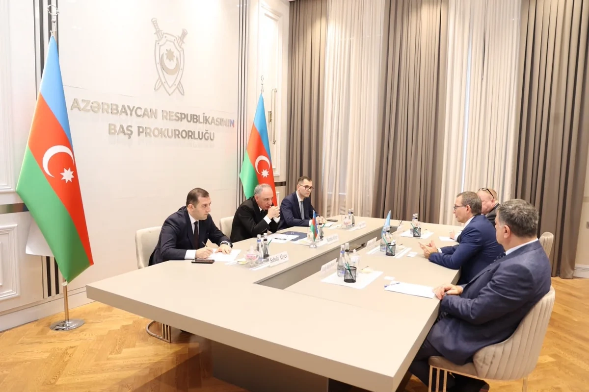 Baş Prokurorluq və UNODC terrorçuluğa qarşı birgə mübarizəni müzakirə edib Baş Prokurorluq və UNODC terrorçuluğa qarşı birgə mübarizəni müzakirə edib