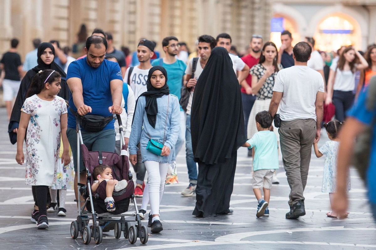 Birgünlük ziyarətçilərin Azərbaycanda xərcləri 25 %-dən çox artıb
