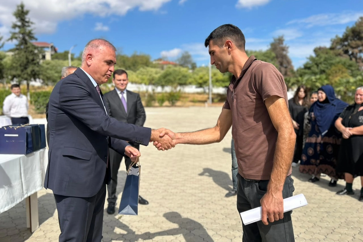 Böyük Qayıdış: Daha 19 ailə Xocalı və Ağdərəyə qayıdıb