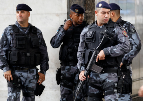 Braziliya polisi hava limanında partlayış törətmək istəyən şübhəli şəxsi saxlayıb Braziliya polisi hava limanında partlayış törətmək istəyən şübhəli şəxsi saxlayıb