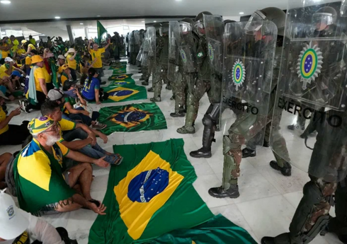 Braziliyada iğtişaşlara görə saxlanılanların sayı 400 nəfəri ötüb - YENİLƏNİB Braziliyada iğtişaşlara görə saxlanılanların sayı 400 nəfəri ötüb - YENİLƏNİB