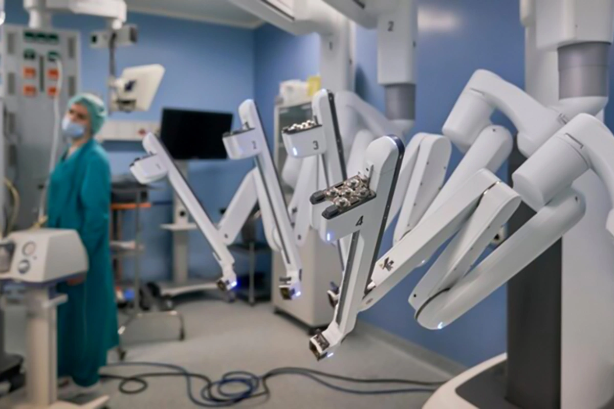 Bu robotlar 5 ilə həkimləri əvəz edəcək Bu robotlar 5 ilə həkimləri əvəz edəcək