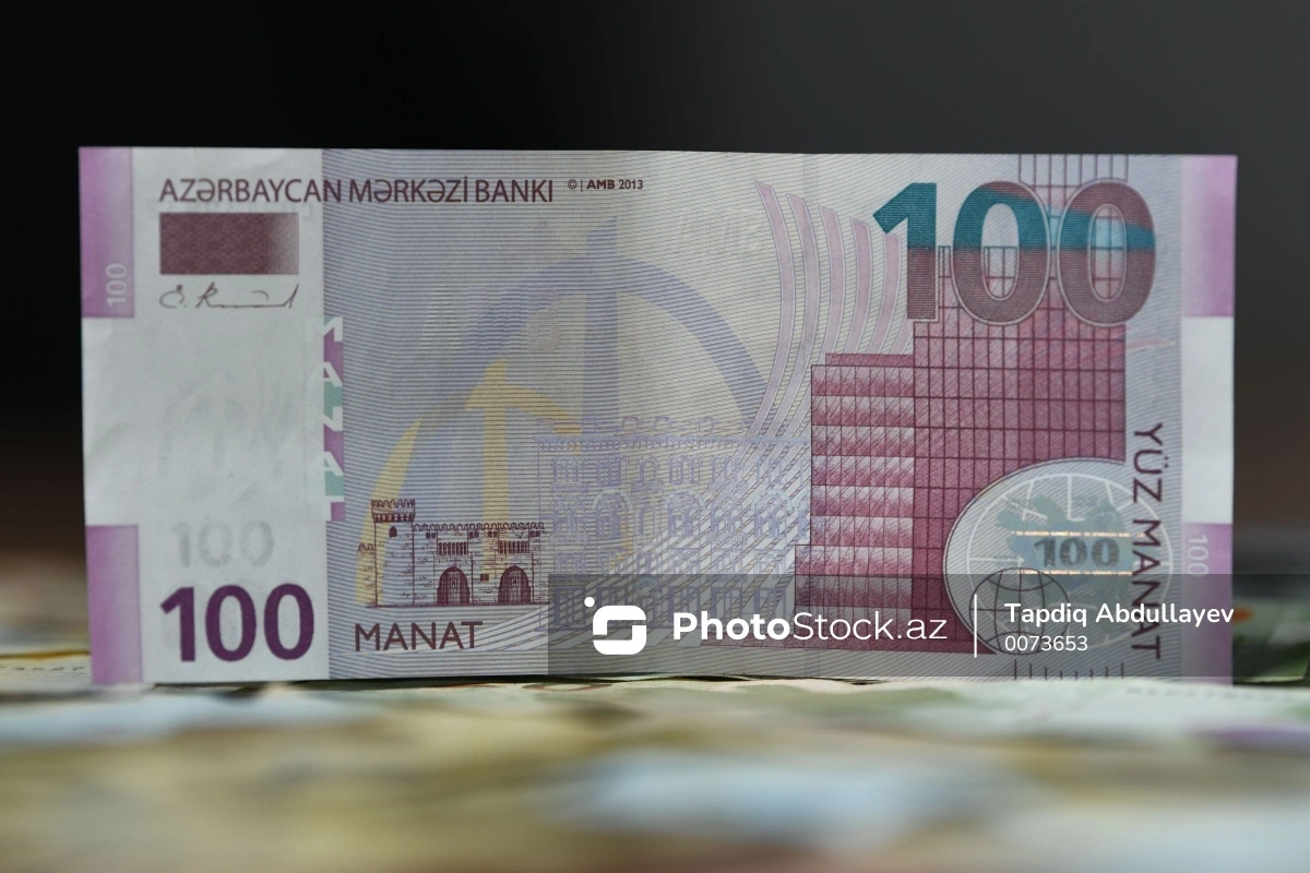 Bu şəxslərin maaşı artırıldı