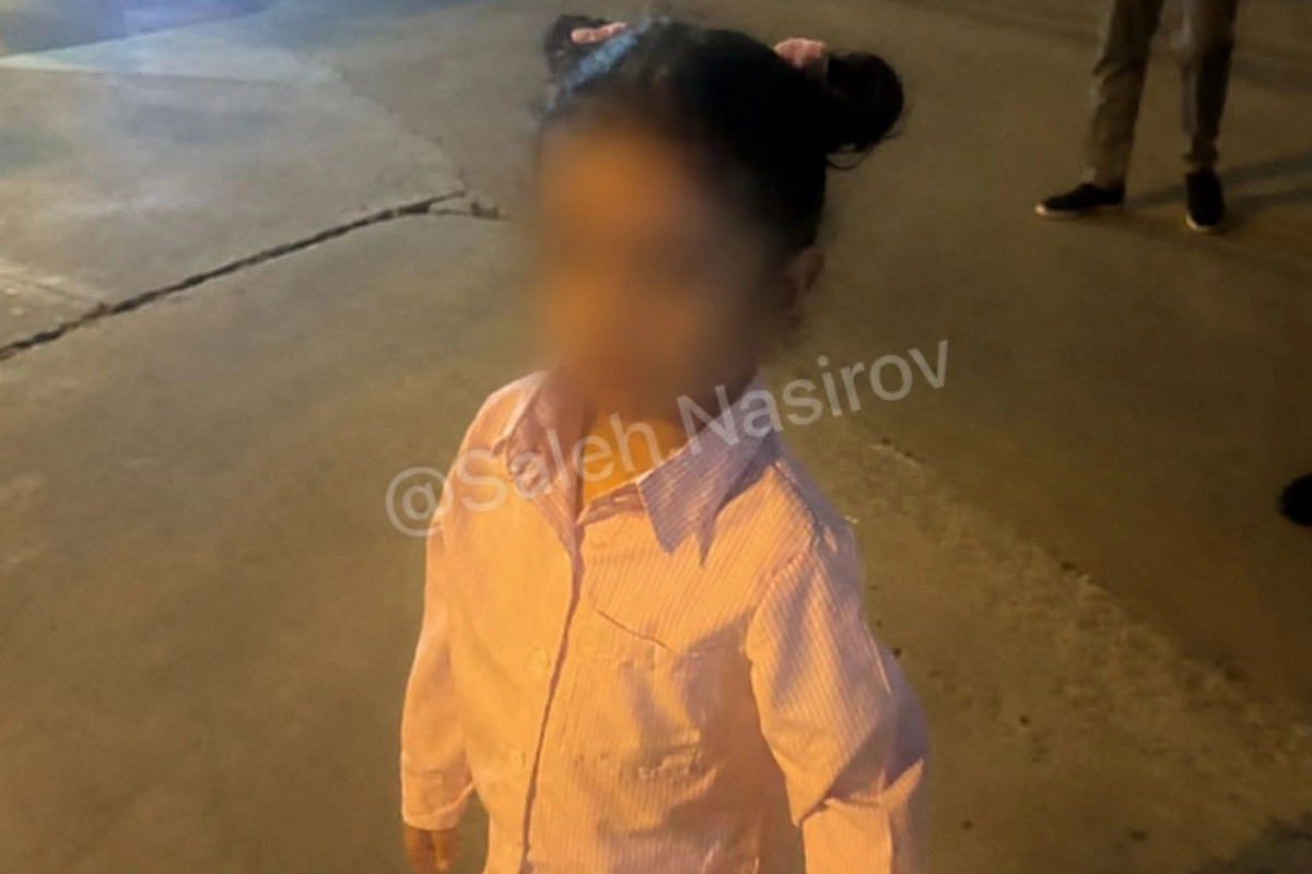 Bulvarda itkin düşən azyaşlının yaxınları tapıldı Bulvarda itkin düşən azyaşlının yaxınları tapıldı