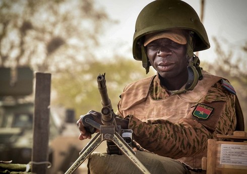 Burkina-Fasoda silahlıların hücumu nəticəsində 10 nəfər ölüb Burkina-Fasoda silahlıların hücumu nəticəsində 10 nəfər ölüb