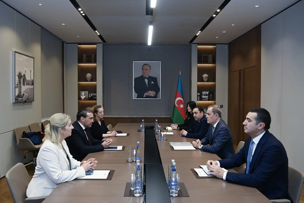 Ceyhun Bayramov Arye Laytstounla Azərbaycan-ABŞ strateji tərəfdaşlığını müzakirə edib Ceyhun Bayramov Arye Laytstounla Azərbaycan-ABŞ strateji tərəfdaşlığını müzakirə edib