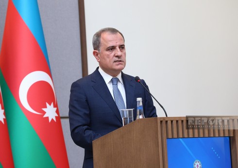 Ceyhun Bayramov İrana işgüzar səfərə yola düşüb Ceyhun Bayramov İrana işgüzar səfərə yola düşüb