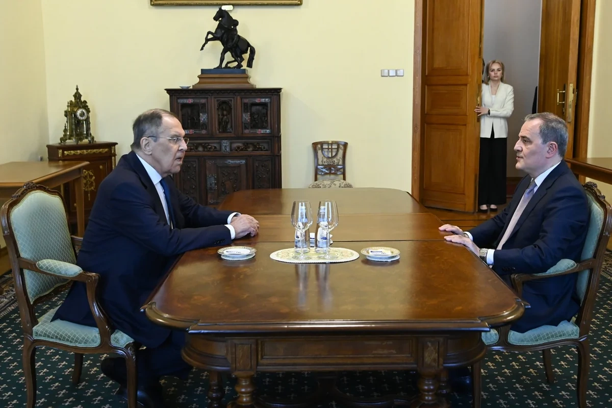 Ceyhun Bayramov və Sergey Lavrov arasında təkbətək görüş keçirilir