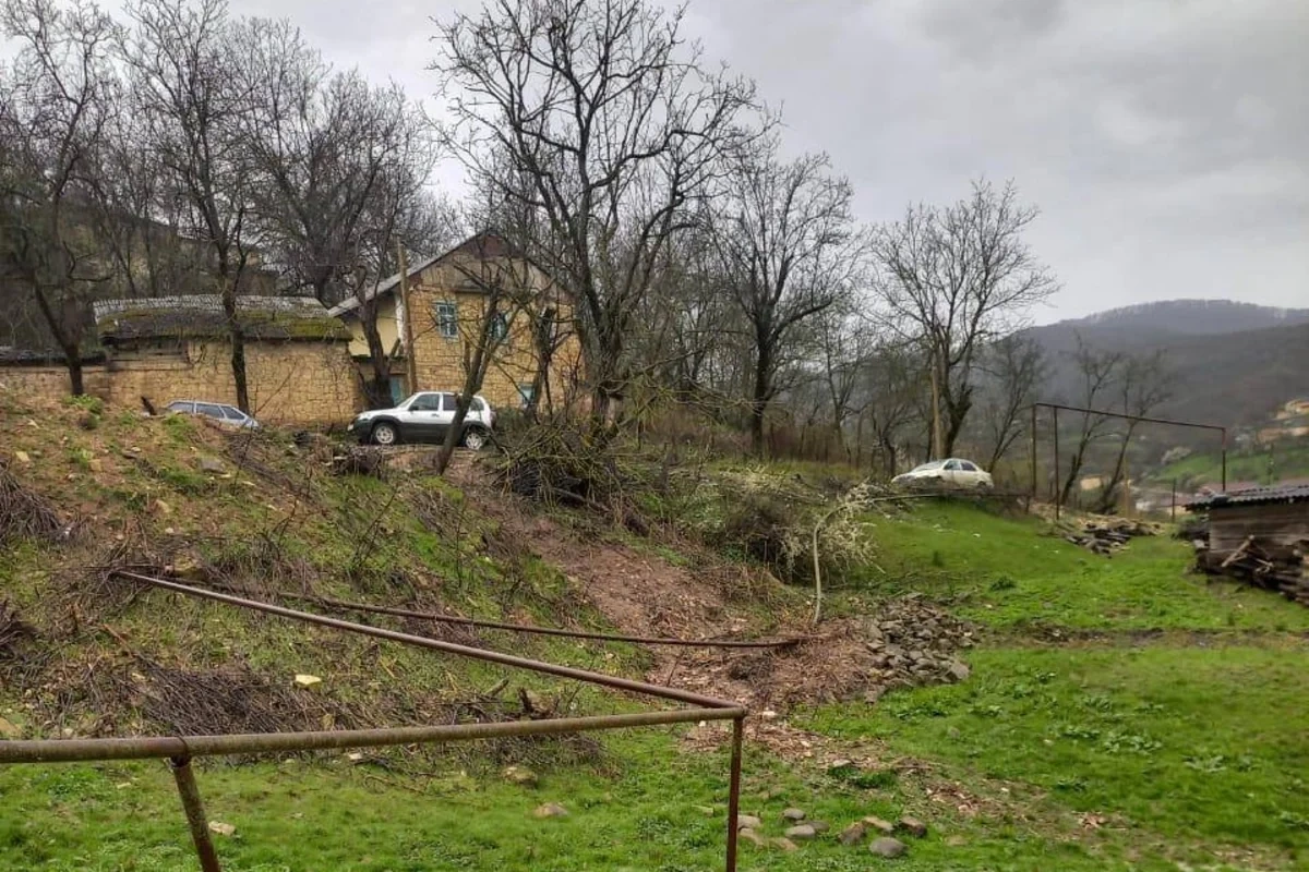 Dağıstanda torpaq sürüşməsində ölən var