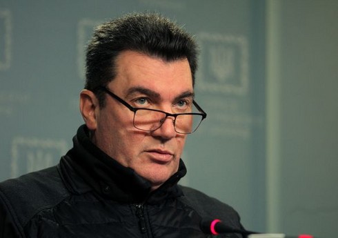 Danilov: “Ukraynada seçkilərin keçirilməsi yalnız müharibənin bitməsindən sonra mümkündür” Danilov: “Ukraynada seçkilərin keçirilməsi yalnız müharibənin bitməsindən sonra mümkündür”