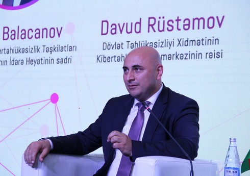 Davud Rüstəmov: 