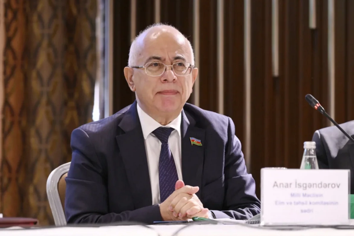Dərsliklərdəki problemlər parlamentdə müzakirə olunacaq - Nazir deputata nə deyib? Dərsliklərdəki problemlər parlamentdə müzakirə olunacaq - Nazir deputata nə deyib?