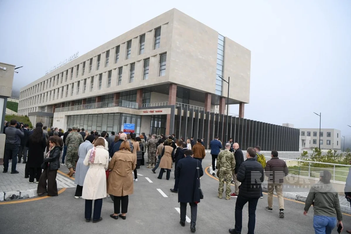 Diplomatik korpusun nümayəndələri Şuşada sağlamlıq mərkəzinin işi ilə tanış olub Diplomatik korpusun nümayəndələri Şuşada sağlamlıq mərkəzinin işi ilə tanış olub