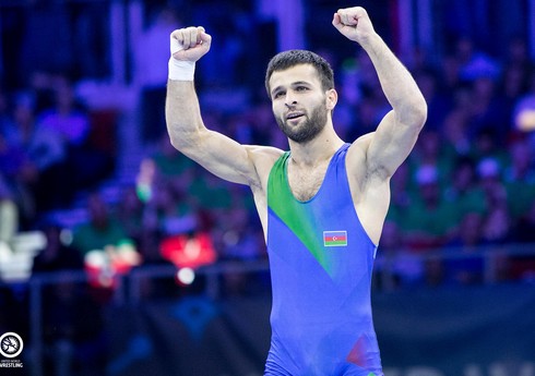 Dünya çempionatı: Eldəniz Əzizli qızıl, Ülvi Qənizadə gümüş medal qazanıb Dünya çempionatı: Eldəniz Əzizli qızıl, Ülvi Qənizadə gümüş medal qazanıb