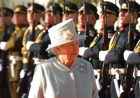 Dünya liderləri II Elizabetin vəfatı ilə bağlı başsağlığı veriblər Dünya liderləri II Elizabetin vəfatı ilə bağlı başsağlığı veriblər