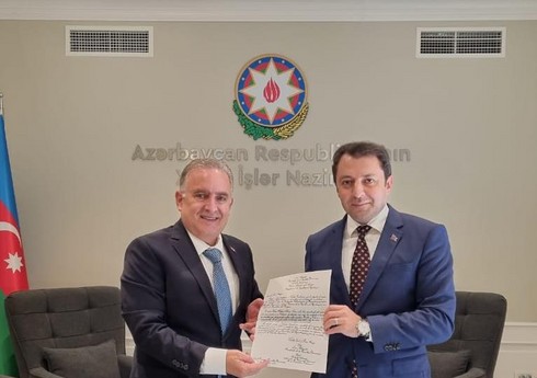 Dominikan Azərbaycana yeni səfir təyin edib Dominikan Azərbaycana yeni səfir təyin edib
