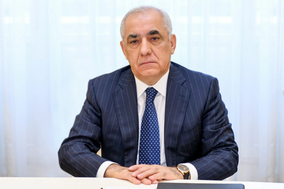 Döyüş təyinatlı hərbi texnika, silah-sursatın dövriyyəsinə tələb olunan əlavə şərtlər müəyyənləşib