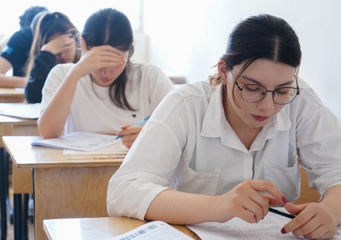 Dövlət qulluğuna qəbul və dövlət qulluğunda fəaliyyətin davam etdirilməsi üzrə imtahanlar baş tutacaq