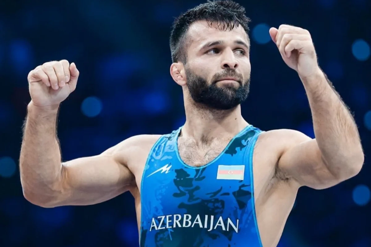 Eldəniz Əzizli beşqat dünya çempionu olub Eldəniz Əzizli beşqat dünya çempionu olub