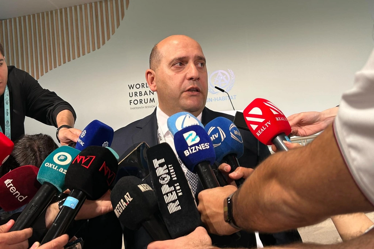 Emin Hüseynov: 