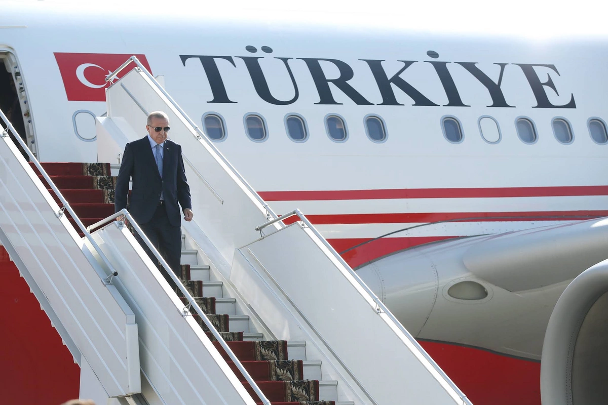 Ərdoğan Türkiyədən Laçına yola düşüb Ərdoğan Türkiyədən Laçına yola düşüb