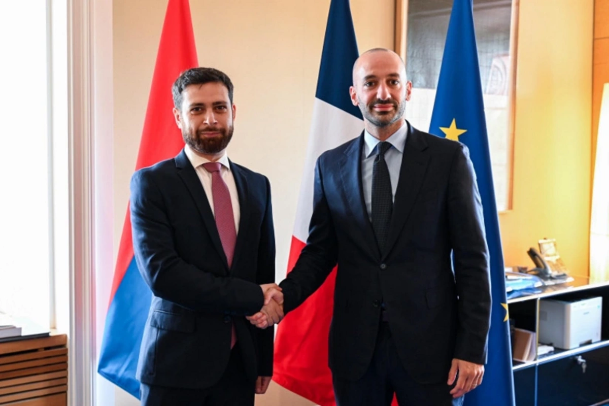 Ermənistan və Fransa rəsmiləri Azərbaycanla normallaşma prosesini müzakirə ediblər Ermənistan və Fransa rəsmiləri Azərbaycanla normallaşma prosesini müzakirə ediblər