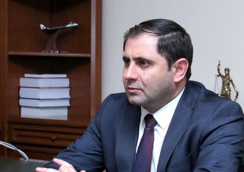 Ermənistanın müdafiə naziri istefaya göndərilir Ermənistanın müdafiə naziri istefaya göndərilir