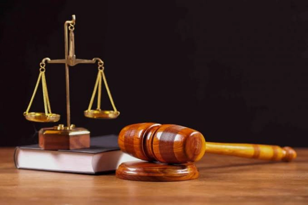 Ət doğrayarkən oğlunun ölümünə səbəb olan anaya HÖKM OXUNDU