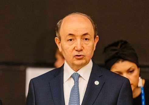 Fikrət Məmmədov Konstitusiya Məhkəməsinin kollektivinə təqdim olunub
