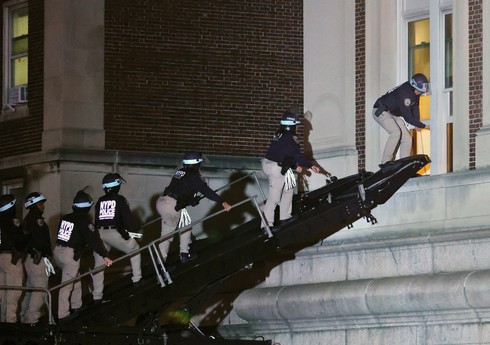Fələstinyönümlü etirazların olduğu Kolumbiya Universitetində polisin mayın 17-dək qalması istənilib Fələstinyönümlü etirazların olduğu Kolumbiya Universitetində polisin mayın 17-dək qalması istənilib