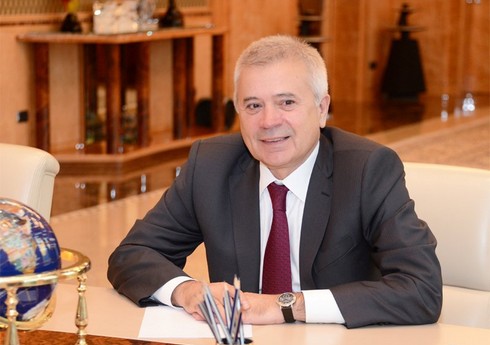 “Forbes”: Vahid Ələkbərov dividend gəlirlərinə görə ən varlı rusiyalıların siyahısında birincidir