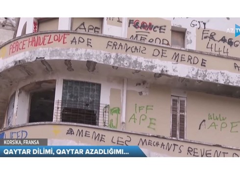 Fransa zülmünə qarşı gərginlik artır: əsir saxlanılan adadan dəhşətli görüntülər - VİDEO Fransa zülmünə qarşı gərginlik artır: əsir saxlanılan adadan dəhşətli görüntülər - VİDEO