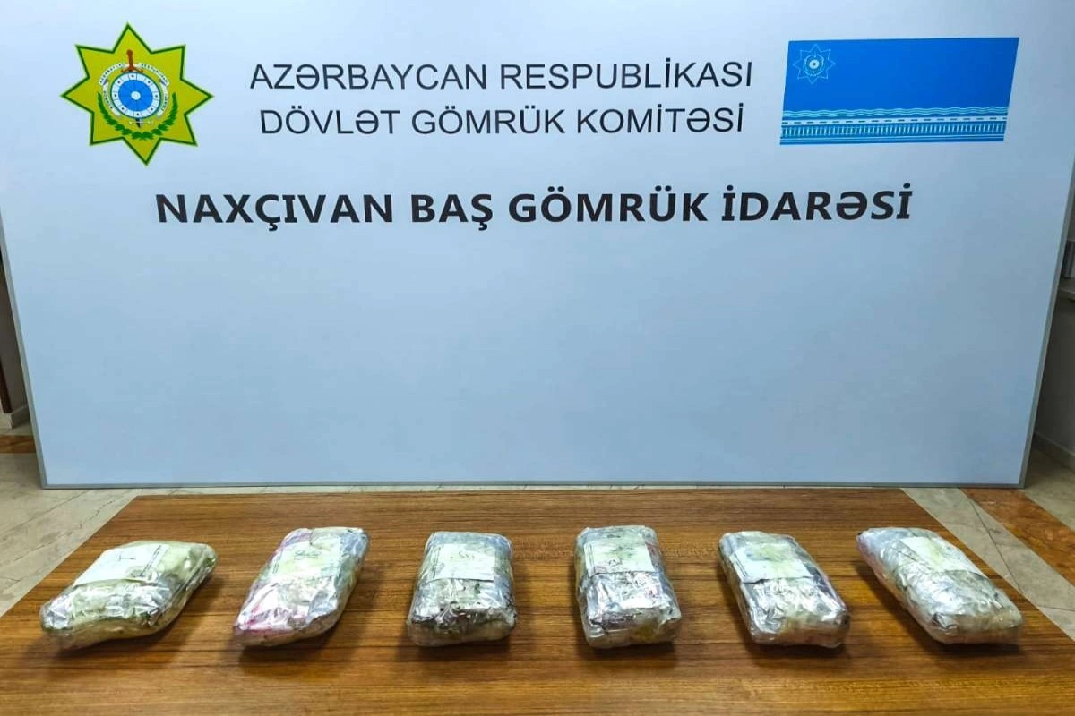 Gömrükdə akkumulyatorun içində gizlədilən külli miqdarda metamfetamin aşkarlanıb