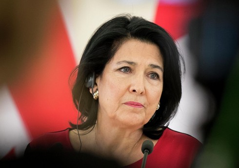 Gürcüstan prezidenti İrakli Kobaxidzeni baş nazir təyin edib Gürcüstan prezidenti İrakli Kobaxidzeni baş nazir təyin edib