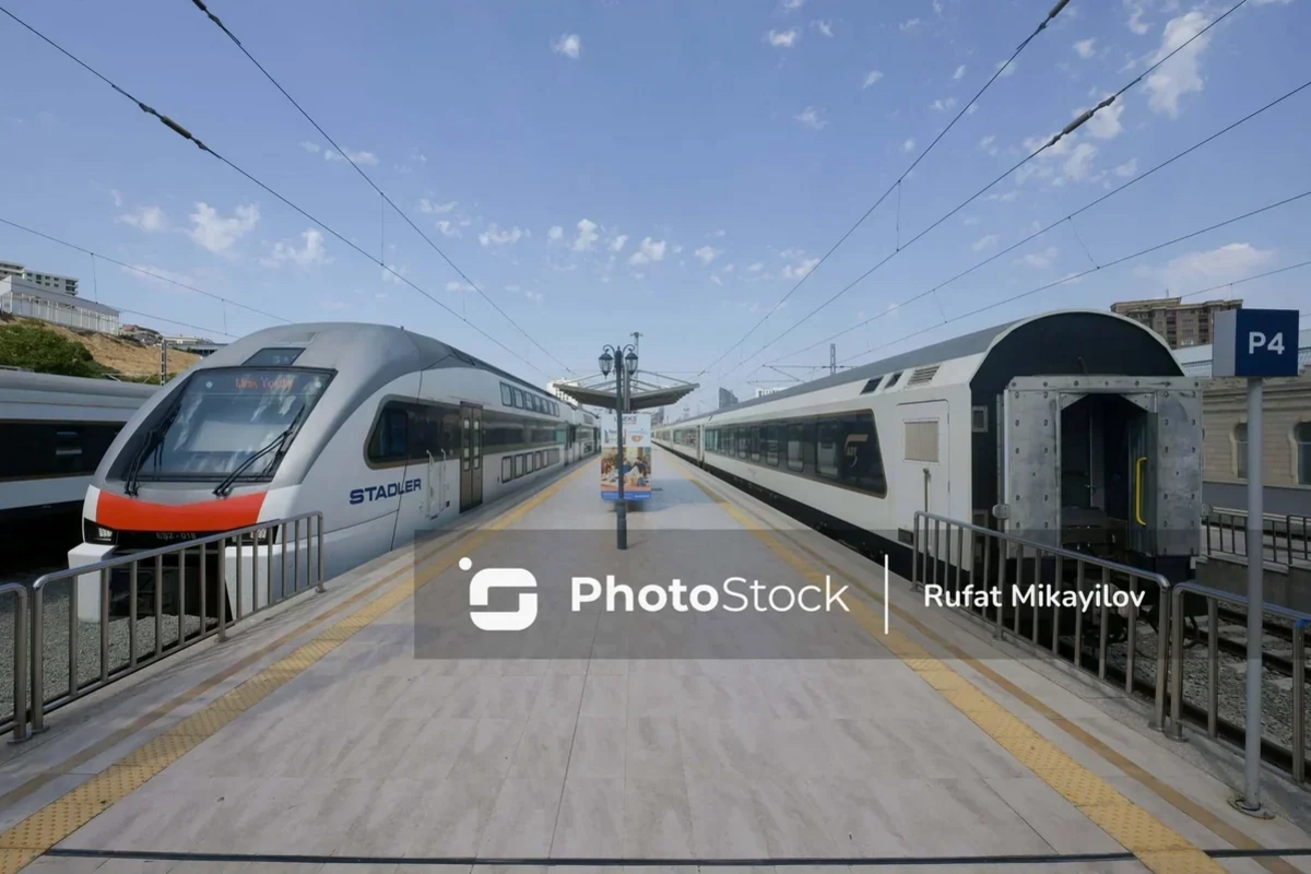 Gürcüstanda enerji böhranı: Bakı-Tbilisi qatarı da yolda qaldı