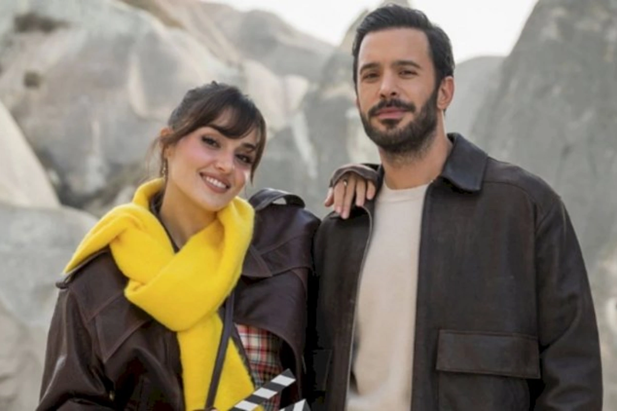 Hande Erçellə Barış Arduçun SERİALINDA DƏYİŞİKLİK Hande Erçellə Barış Arduçun SERİALINDA DƏYİŞİKLİK