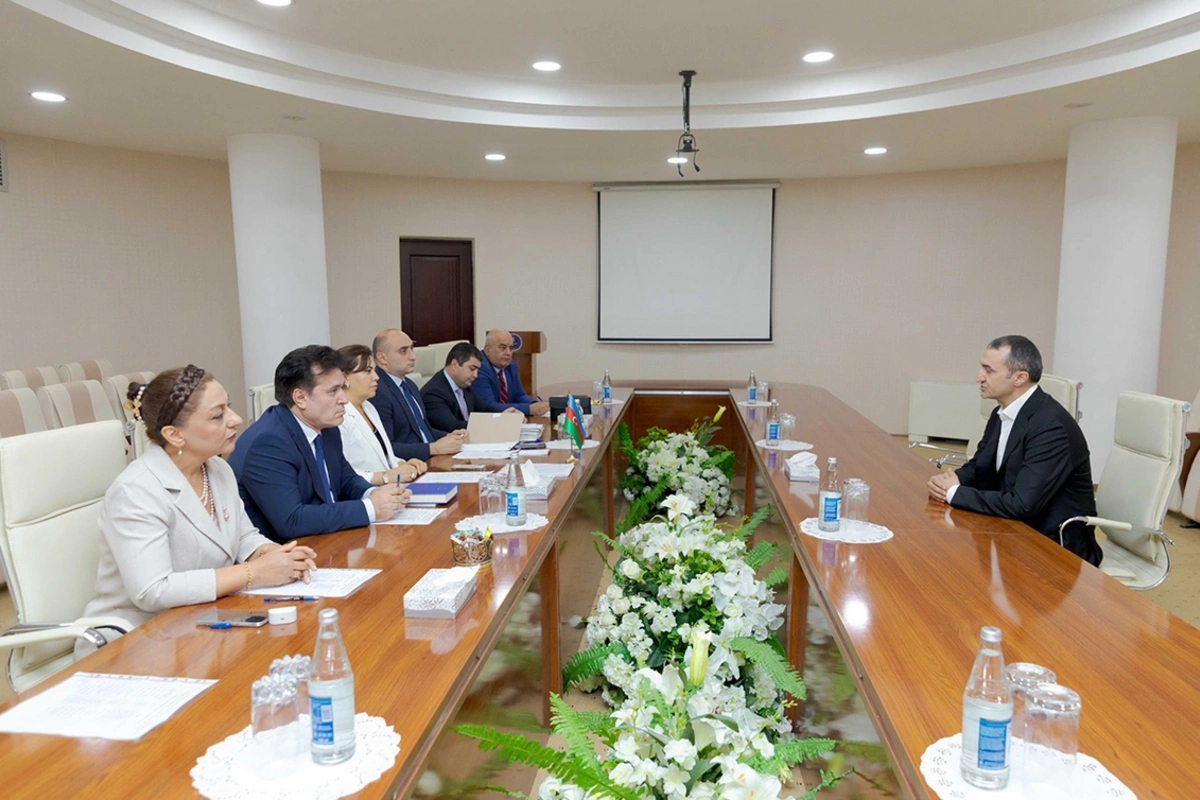 Həkim kimi adı siyahıda olmadı: Dilqəm Məhərrəmov fərqli yola əl atdı Həkim kimi adı siyahıda olmadı: Dilqəm Məhərrəmov fərqli yola əl atdı