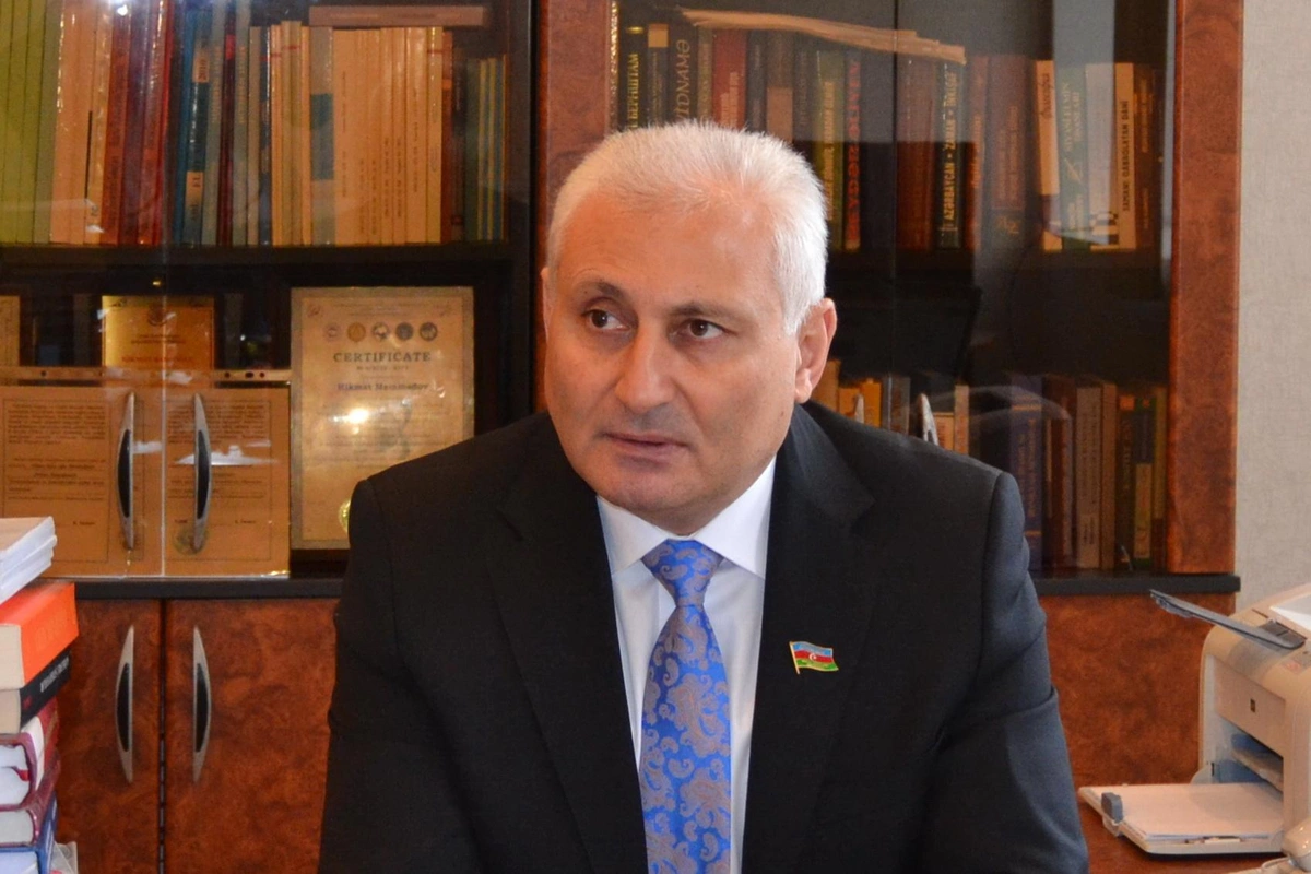 Hikmət Babaoğlu: Hikmət Babaoğlu: