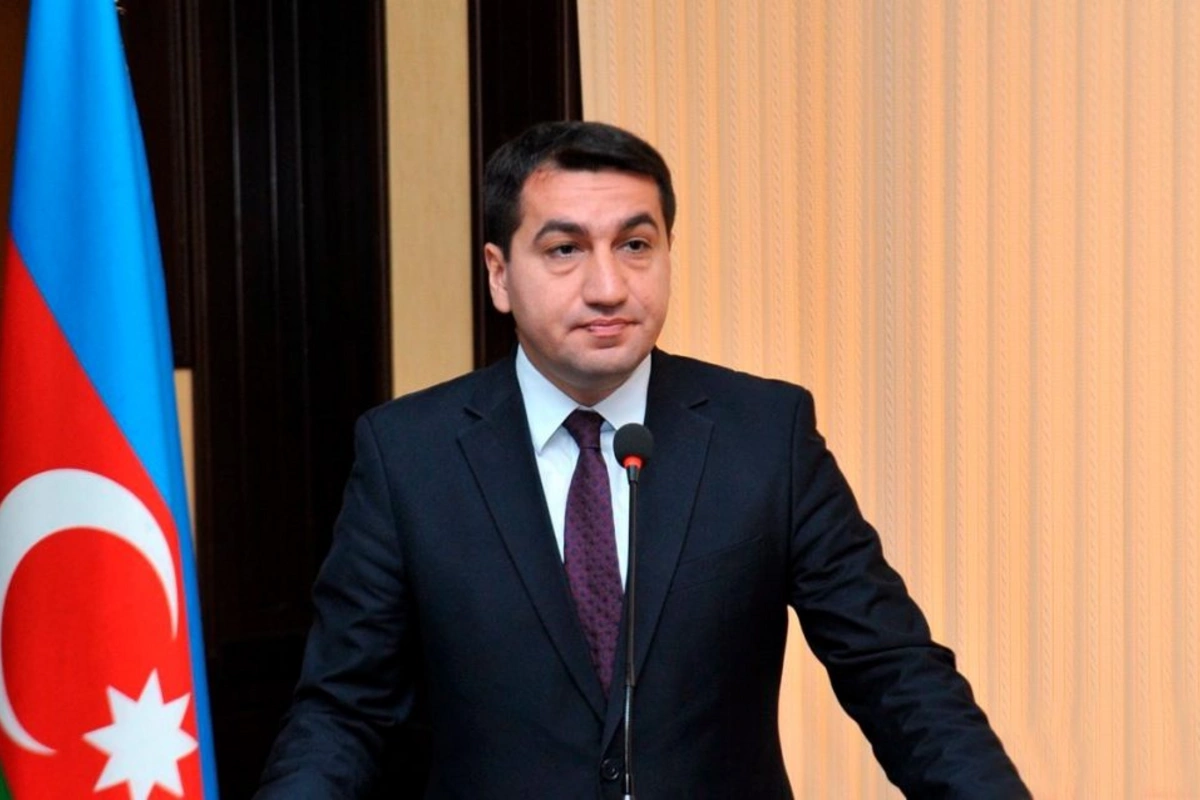 Hikmət Hacıyev: Azərbaycan Ermənistan hökumətini öz cəmiyyətini sülhə hazırlamağa çağırır Hikmət Hacıyev: Azərbaycan Ermənistan hökumətini öz cəmiyyətini sülhə hazırlamağa çağırır