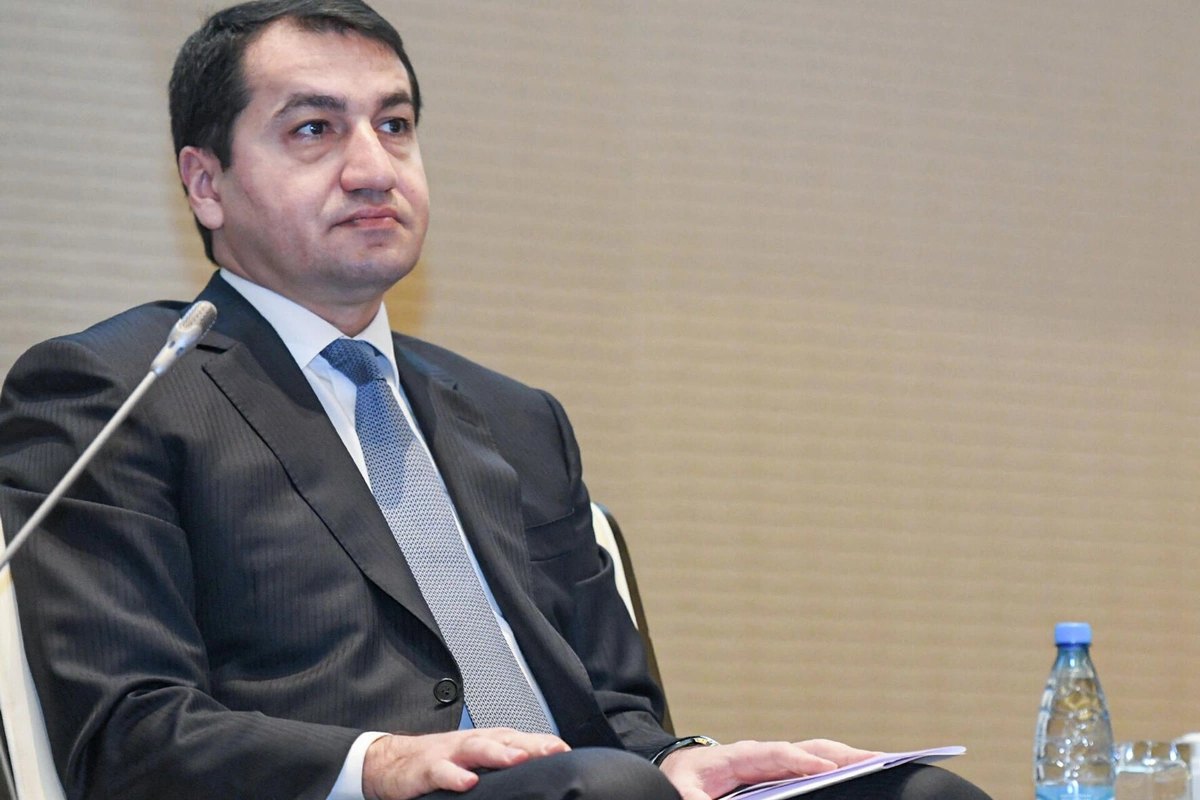 Hikmət Hacıyev: Hazırda Bakı ilə Moskva arasında münasibətlər sabitdir Hikmət Hacıyev: Hazırda Bakı ilə Moskva arasında münasibətlər sabitdir