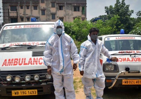 Hindistanda virus səbəbindən təhsil müəssisələrinin bağlanması müddəti uzadılıb